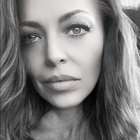 Meet your Posher, Gianna - Picture 1 of 1